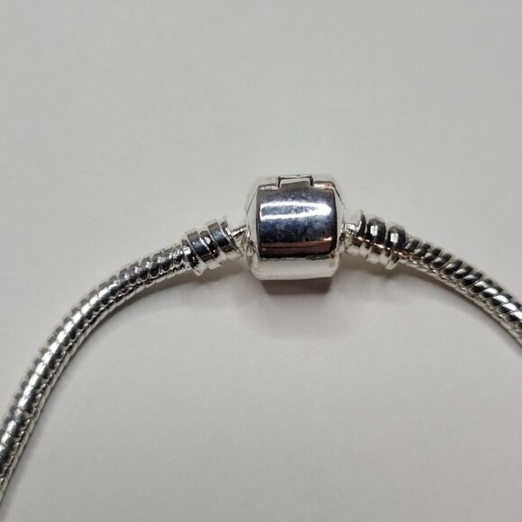 NWT Pandora Style Christmas Charm Bracelet Christmas Tree, Snowman, Red, Green - Picture 8 of 8